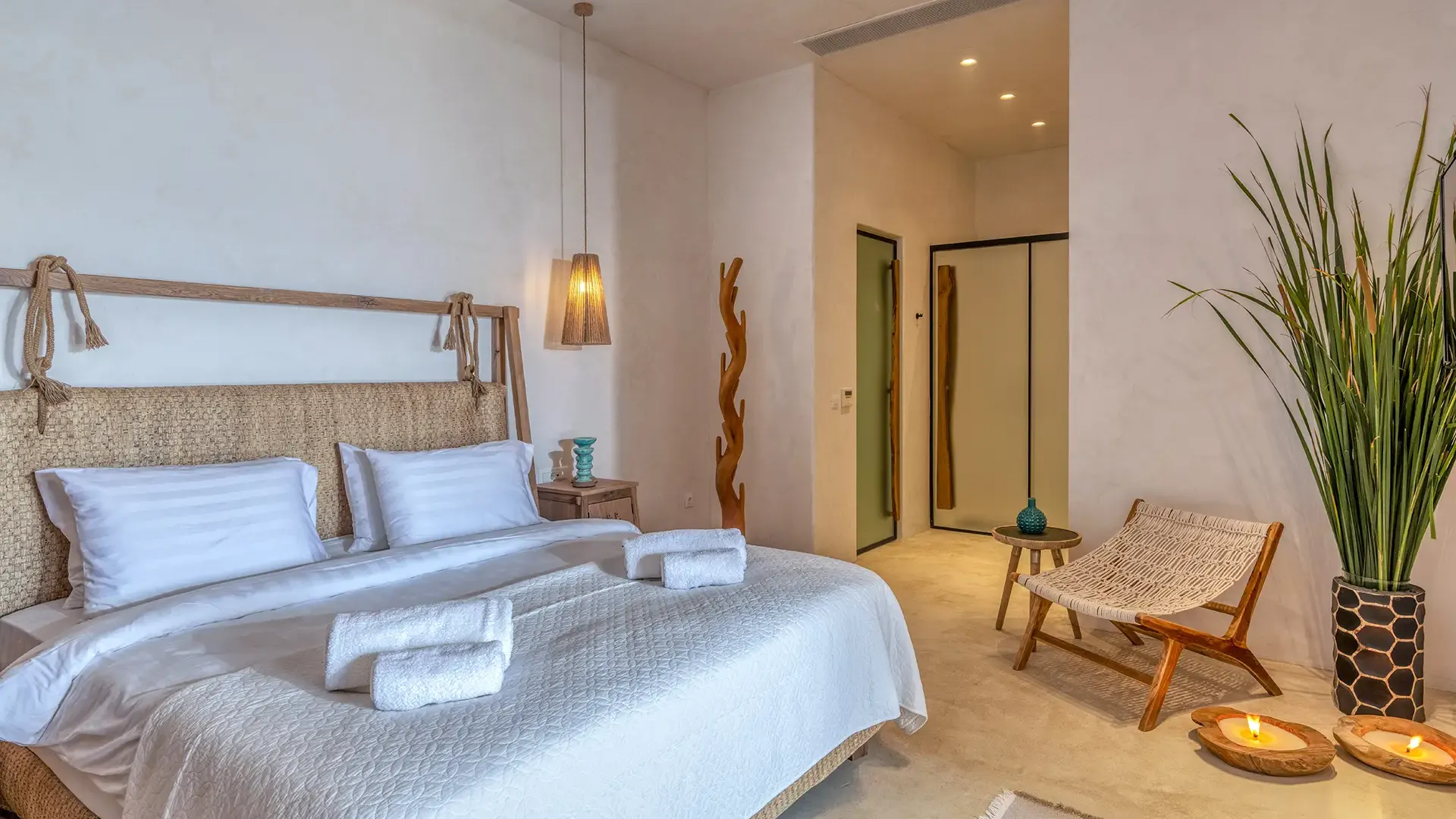 Panormos Village Mykonos | Executive Suite with Private Pool and Jacuzzi